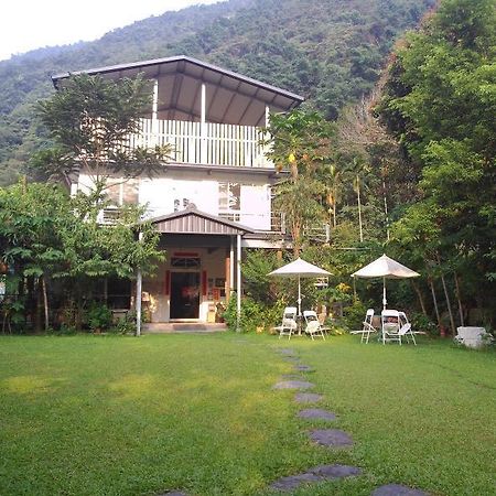 Nantou Young Chi Ku Hot Spring B&B מראה חיצוני תמונה