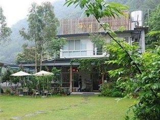 Nantou Young Chi Ku Hot Spring B&B מראה חיצוני תמונה